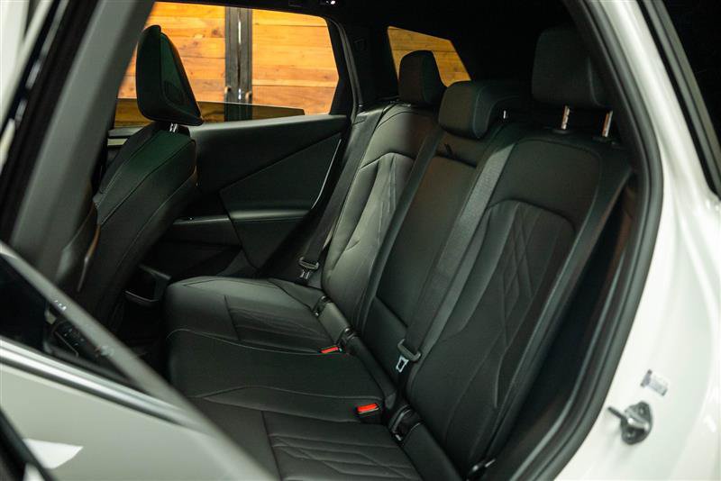 Used 2025 BMW X3 xDrive30i w/ Premium Package AWD/4WD image 11