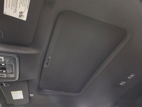 Used 2023 Chevrolet Silverado 1500 High Country w/ High Country Premium Package AWD/4WD image 42