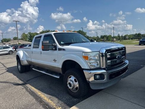 Used 2011 Ford F350 Lariat AWD/4WD image 2