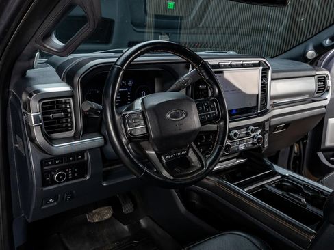 Used 2024 Ford F350 Platinum AWD/4WD image 2