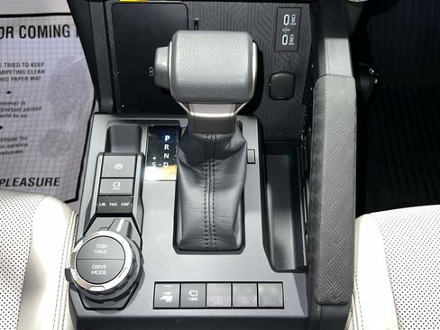 Used 2024 Toyota Tacoma Limited image 32