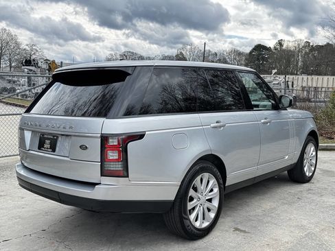 Used 2015 Land Rover Range Rover HSE image 6
