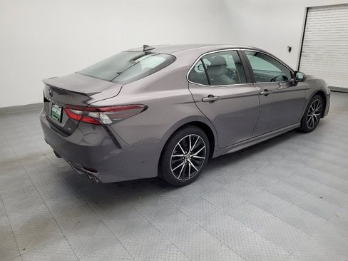 Used 2021 Toyota Camry SE FWD image 10