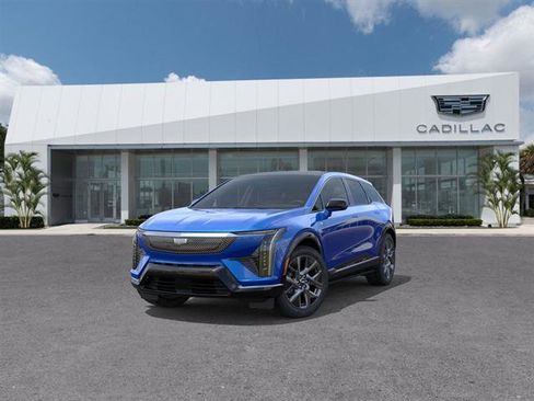New 2026 Cadillac Optiq Luxury 1 image 8