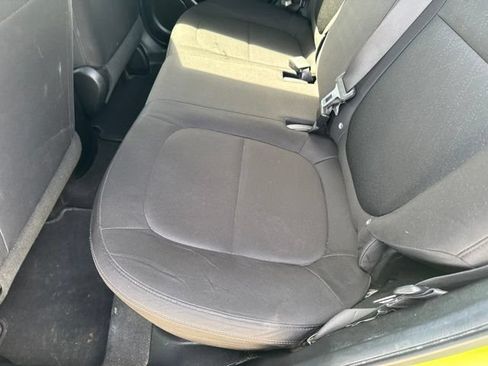 Used 2017 Kia Soul FWD image 14