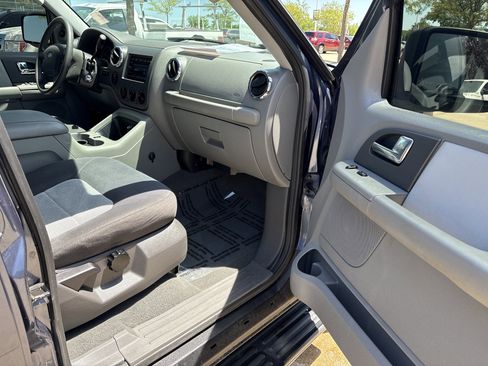 Used 2006 Ford Expedition XLT AWD/4WD image 14