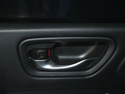 Certified 2025 Honda Pilot TrailSport image 9