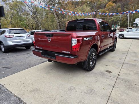 Used 2019 Nissan Titan PRO-4X image 8