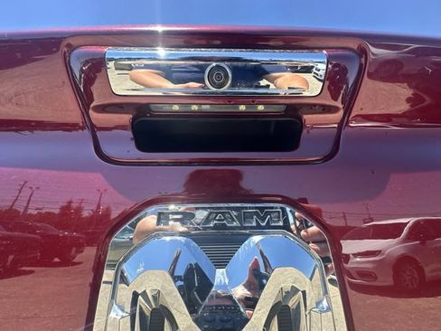 Used 2022 RAM 1500 Laramie AWD/4WD image 44
