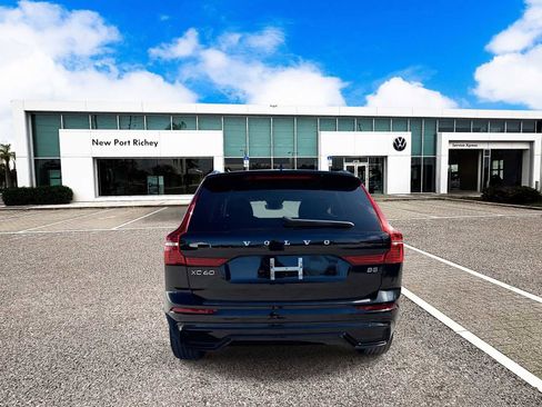 Used 2023 Volvo XC60 B5 Plus w/ Protection Package Premier image 7