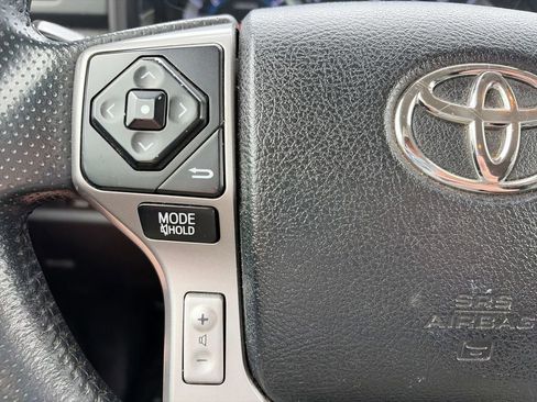 Used 2019 Toyota 4Runner SR5 RWD image 21