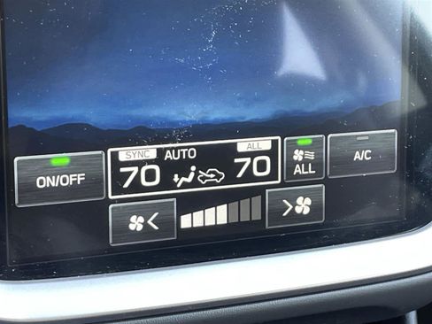 Used 2025 Subaru Crosstrek 2.0i Premium image 23