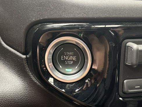 Certified 2025 GMC Sierra 1500 Elevation w/ Elevation Premium Package AWD/4WD image 24