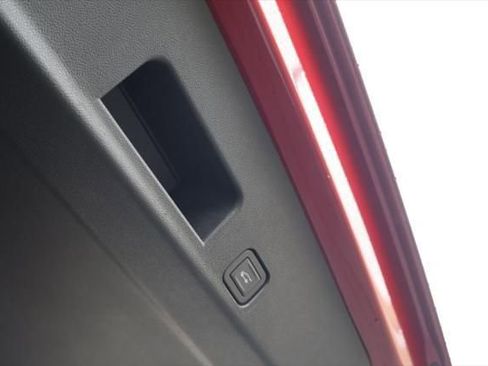 New 2026 Chevrolet Traverse LT w/ Sun and Wheel Package image 47