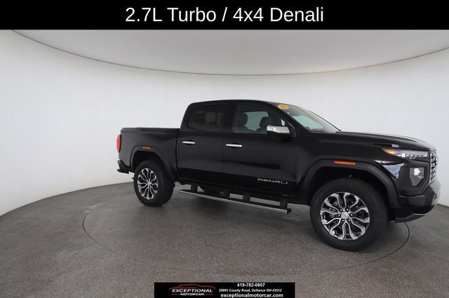 Used 2025 GMC Canyon Denali AWD/4WD image 26