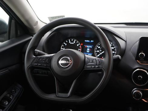 Used 2025 Nissan Sentra S FWD image 14