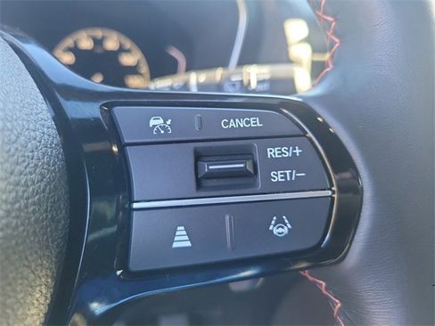 Used 2025 Honda Pilot Sport image 24