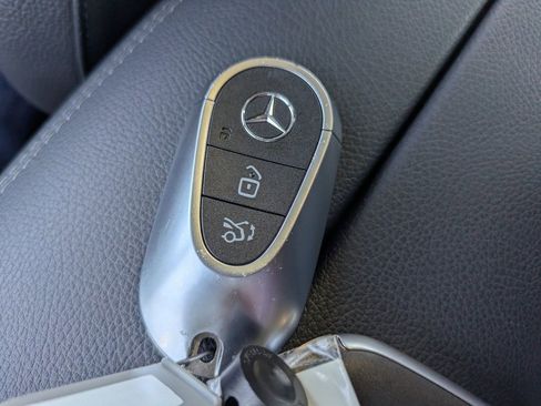 Used 2024 Mercedes-Benz C 300 Sedan image 28