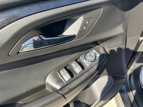 Used 2023 Chevrolet TrailBlazer RS w/ Convenience Package image 16