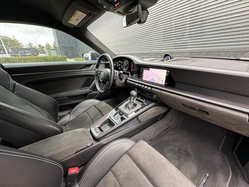 Certified 2022 Porsche 911 GT3 RWD image 35