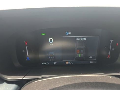 Used 2025 Ford Maverick XLT FWD image 12