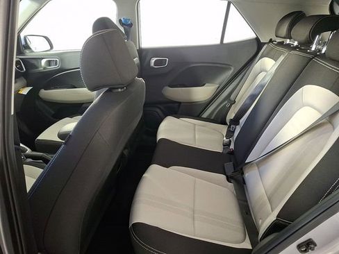 New 2026 Hyundai Venue SEL FWD image 8
