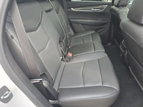 Used 2022 Cadillac XT5 Sportv image 37