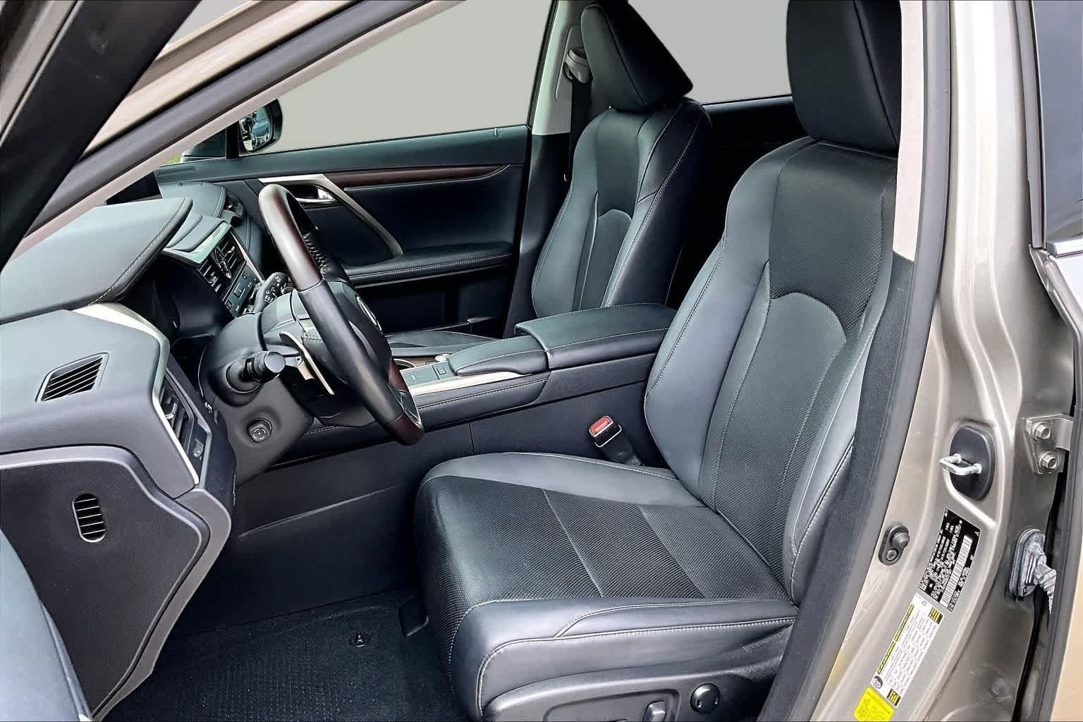 Used 2022 Lexus RX 350 FWD w/ Premium Package image 8
