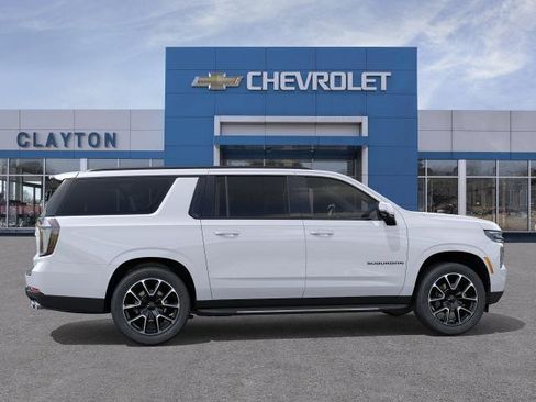 New 2026 Chevrolet Suburban RST w/ Comfort Package AWD/4WD image 28