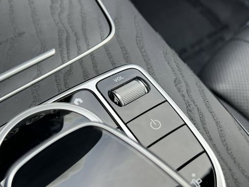 Used 2023 Mercedes-Benz E 450 4MATIC Cabriolet image 19