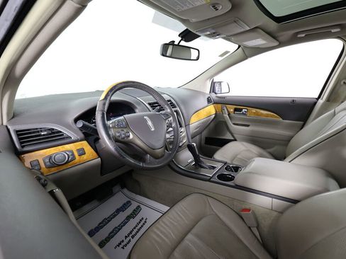 Used 2014 Lincoln MKX AWD w/ Equipment Group 102A image 10