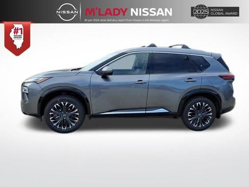 New 2026 Nissan Rogue Platinum image 4