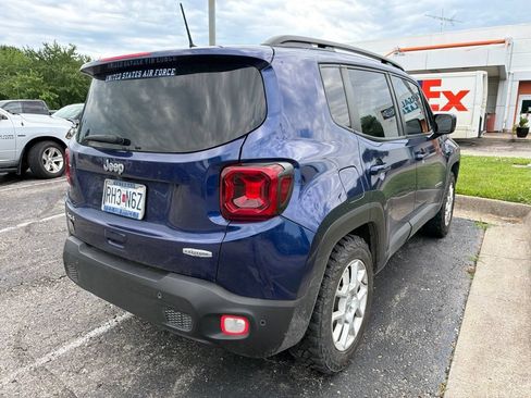 Used 2021 Jeep Renegade Latitude w/ Luxury Group I AWD/4WD image 3