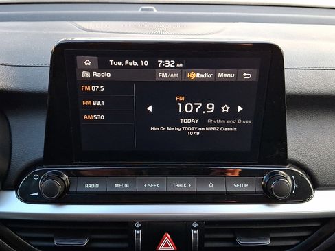 Used 2024 Kia Forte LXS image 16