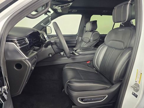 Used 2024 Jeep Grand Wagoneer Series II w/ Quick Order Packagew 28T image 22