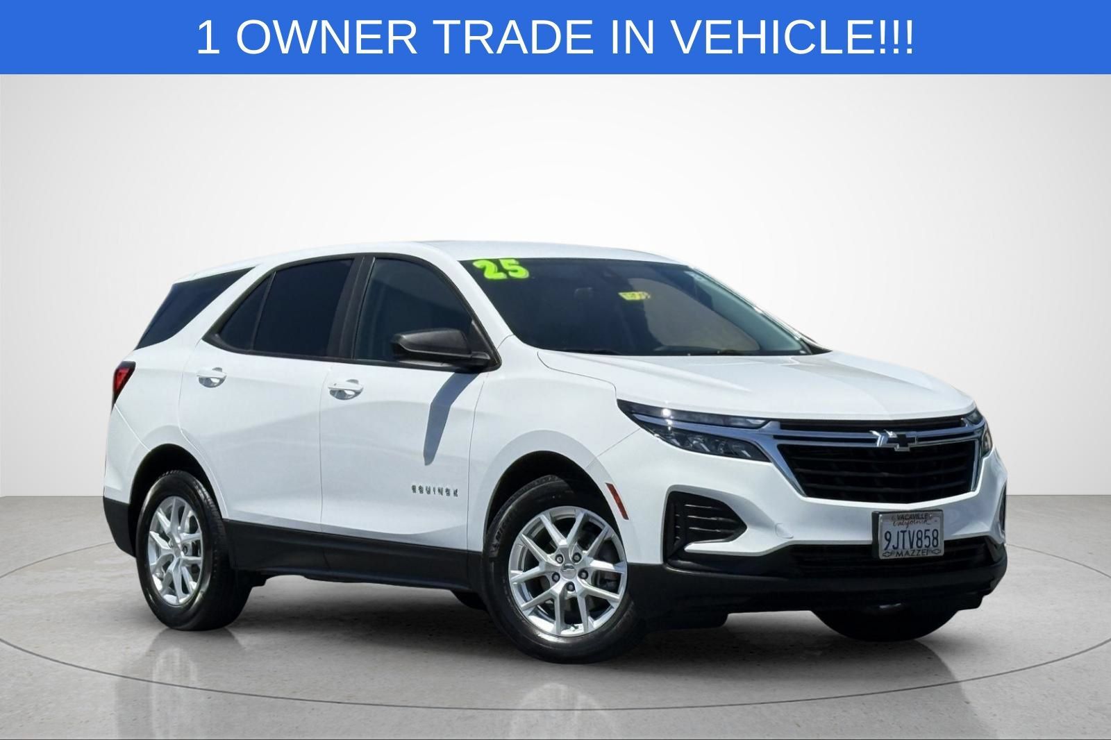Used 2024 Chevrolet Equinox LS FWD image 2