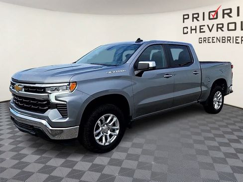 Used 2024 Chevrolet Silverado 1500 LT AWD/4WD image 4