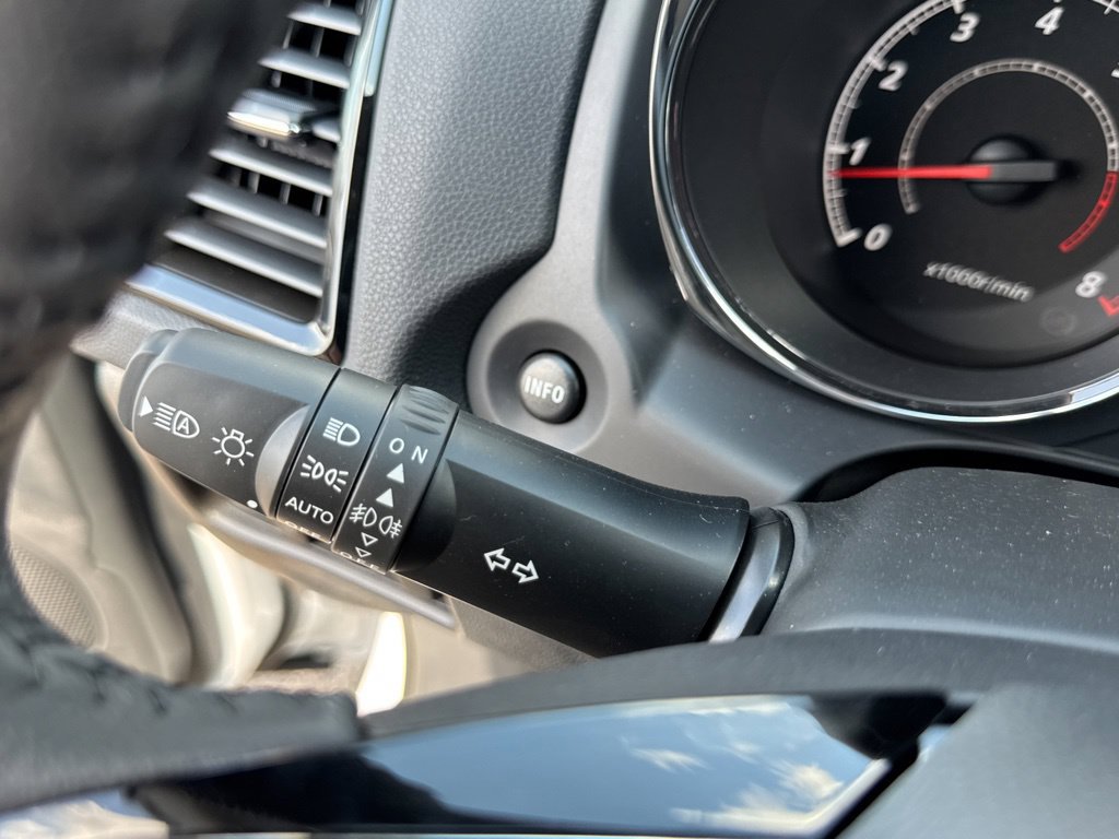 New 2027 Mitsubishi Outlander Sport SE FWD image 13