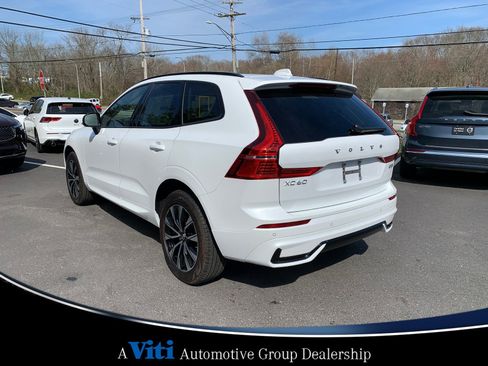 Used 2025 Volvo XC60 B5 Core w/ Climate Package image 6