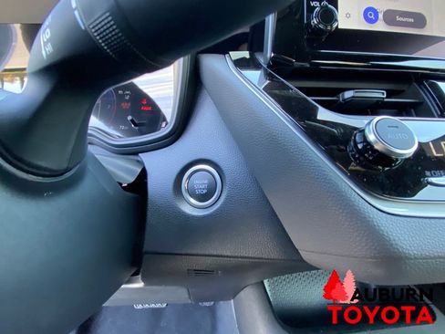 New 2026 Toyota Corolla SE FWD image 31