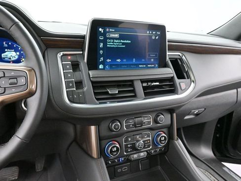 Used 2023 Chevrolet Tahoe High Country AWD/4WD image 18