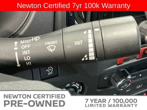 Used 2025 Nissan Frontier PRO-4X AWD/4WD image 34