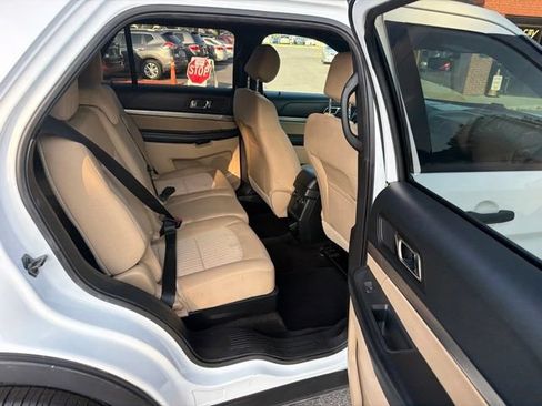 Used 2016 Ford Explorer FWD image 35