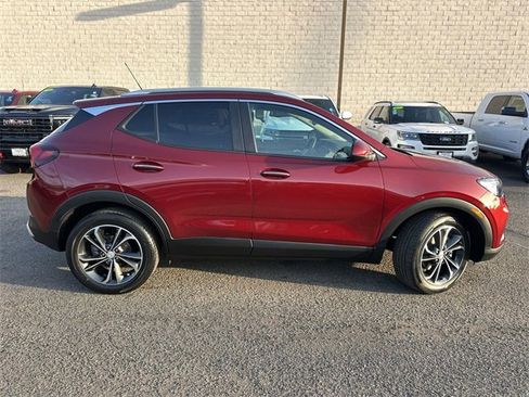 Used 2023 Buick Encore GX Select image 3