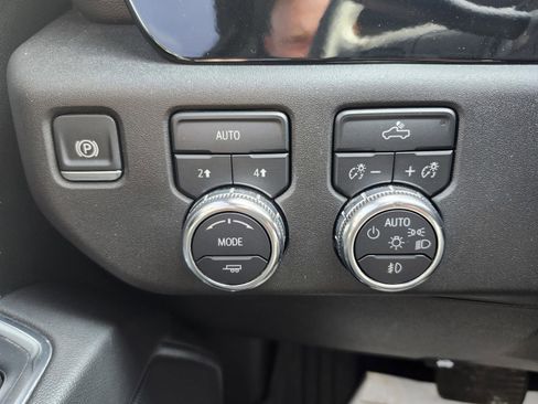Used 2024 GMC Sierra 1500 Elevation AWD/4WD image 22