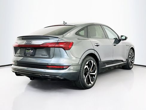 Used 2023 Audi e-tron Premium Plus w/ Premium Plus Package image 9