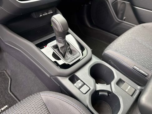 Used 2025 Subaru Forester Premium image 25