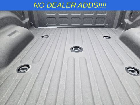 New 2026 RAM 2500 Laramie AWD/4WD image 24