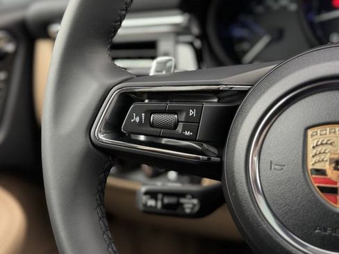 New 2026 Porsche Macan image 20