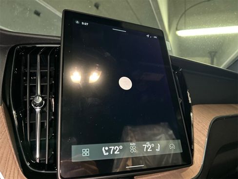 New 2026 Volvo XC60 B5 Plus w/ Protection Package Premier image 16